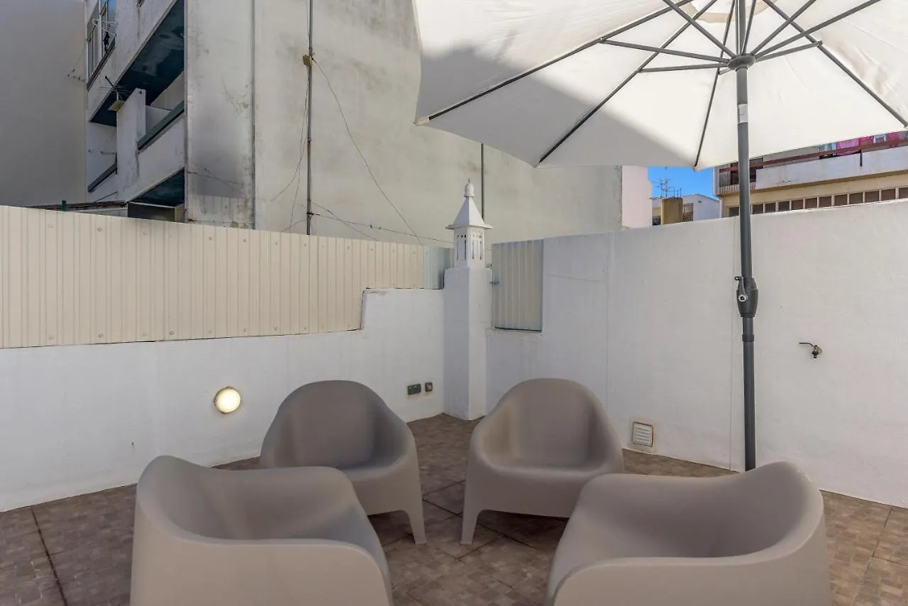 Flh Faro Central House With Terrace 0*,  البرتغال