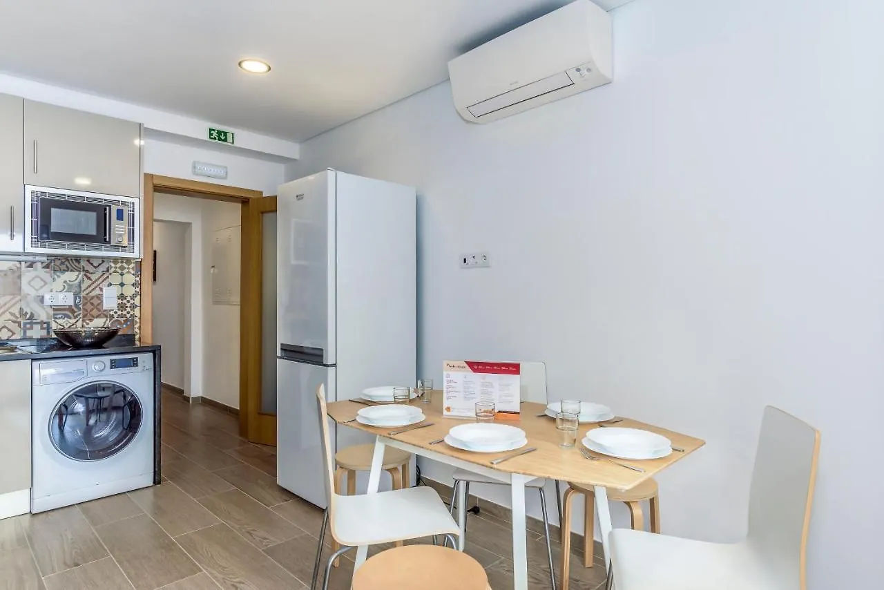 Flh Faro Central House With Terrace 0*,